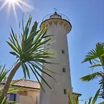 Beachfront With A Big Terrace Μπιμπιόνε