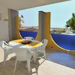 Διαμέρισμα Beachfront With A Big Terrace