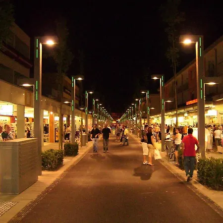 Beachfront With A Big Terrace アパート
