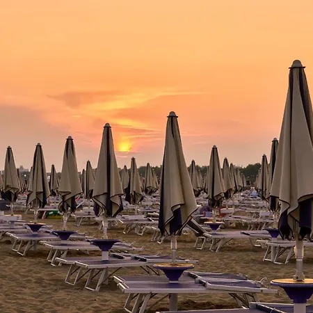 Beachfront With A Big Terrace * Bibione